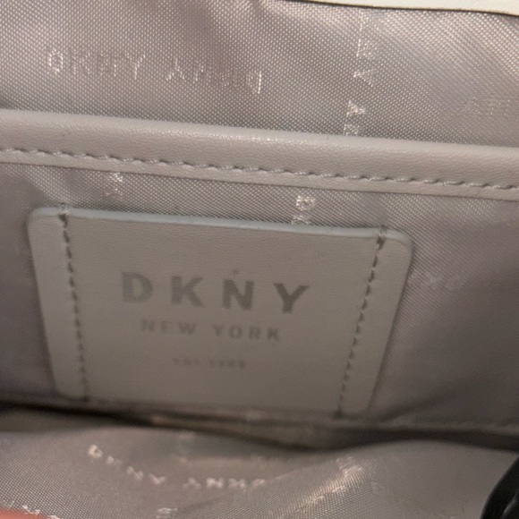 Chic DKNY mini backpack - Picture 3 of 3